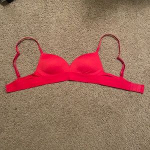 Victoria’s Secret / Pink Red Wear Everywhere wireless push up bra. Size 32A